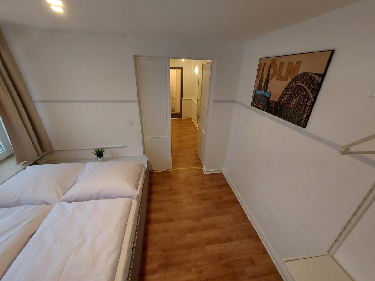 Overnight Apartment Köln Eksteriør bilde